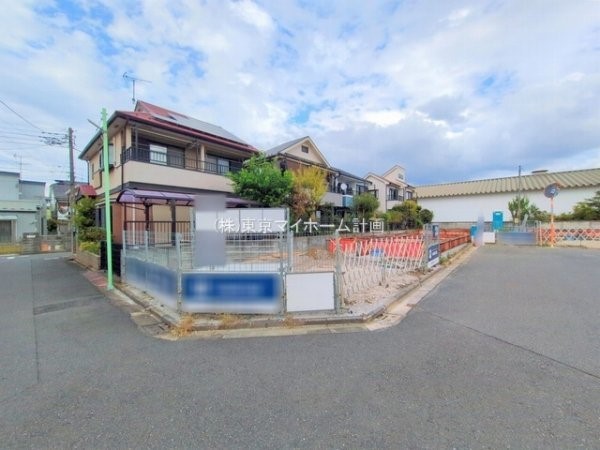 外観:現地外観写真（建築中）