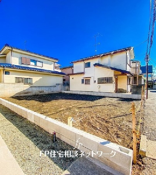 外観:現地土地写真（造成中）