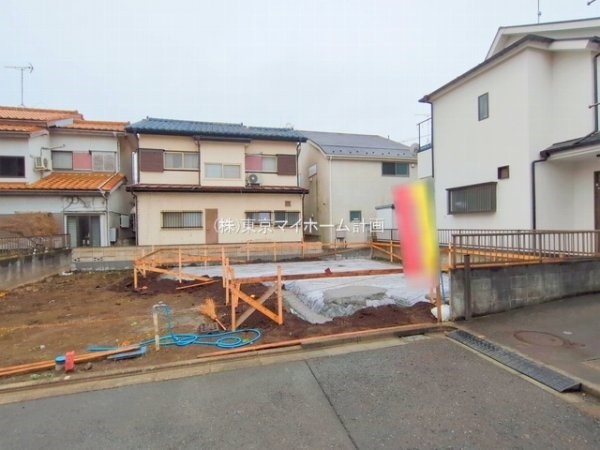 外観:現地外観写真（建築中）