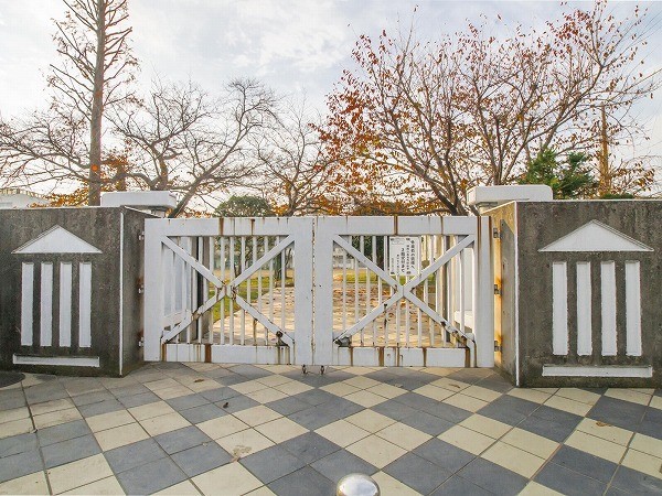 周辺環境:武蔵野市立第三中学校