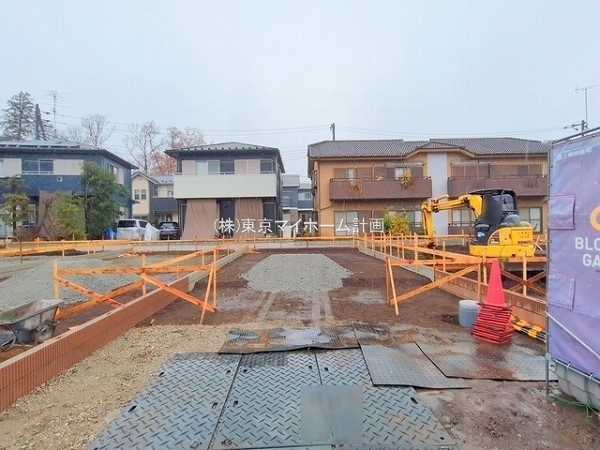 外観:現地外観写真（建築中）