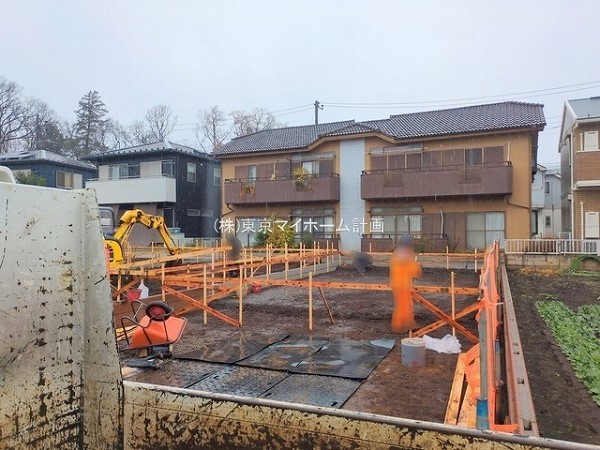 外観:現地外観写真（建築中）