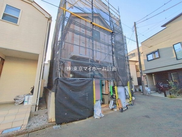 外観:現地外観写真（建築中）