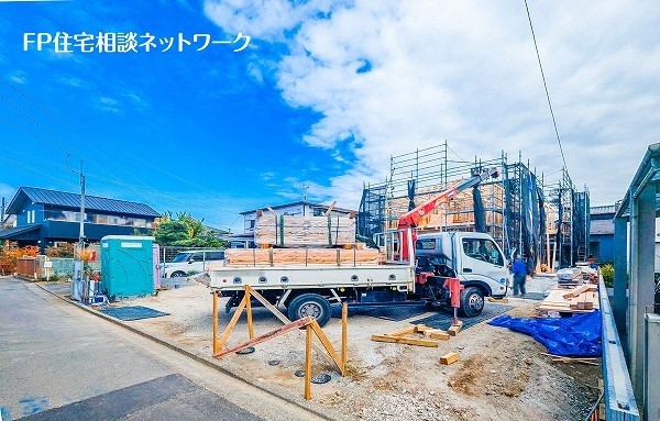外観:現地外観写真（建築中）