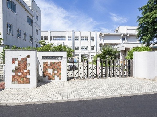 周辺環境:国分寺市立第八小学校