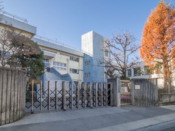 周辺環境:国分寺市立第九小学校(登校距離も近く、小学生のお子様がいらっしゃるご家庭には嬉しいですね。)