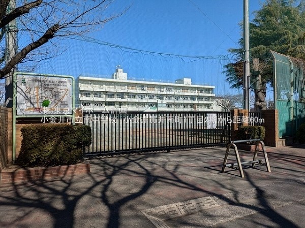 周辺環境:小金井市立南中学校