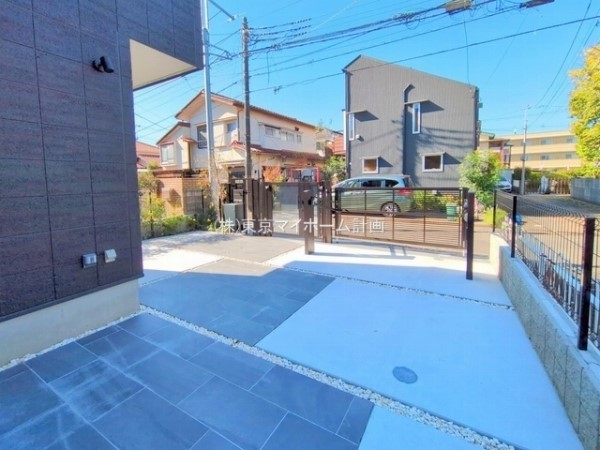 外観:カースペース