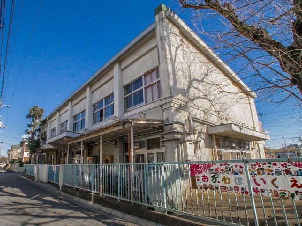 周辺環境:小川保育園(玉川上水、中央公園、畑等自然に恵まれた環境で四季の自然を取り入れた保育をしています。子育て相談実施等や、地域の援助を行なっています。)