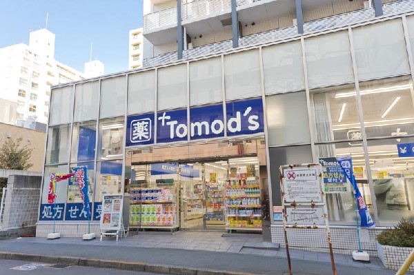 周辺環境:トモズ久米川店