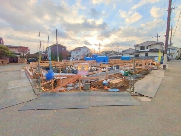 外観:現地外観写真（建築中）