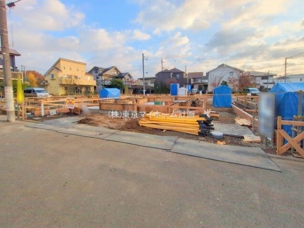 外観:現地外観写真（建築中）