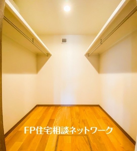 ウォークインクローゼット