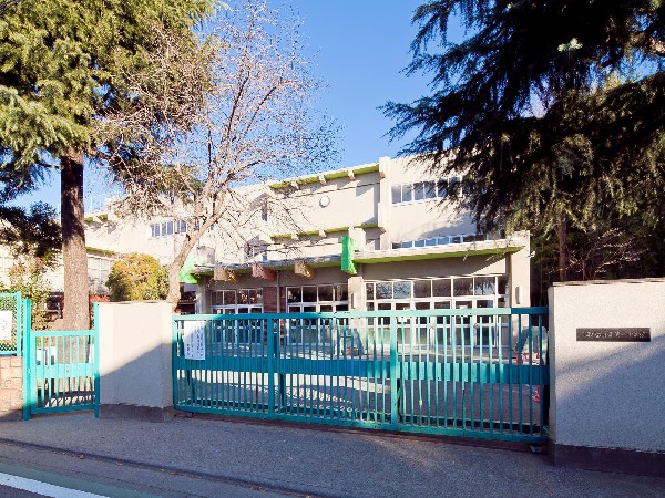 周辺環境:小平市立小平第一小学校