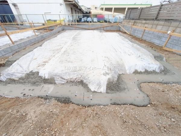 外観:現地外観写真（建築中）