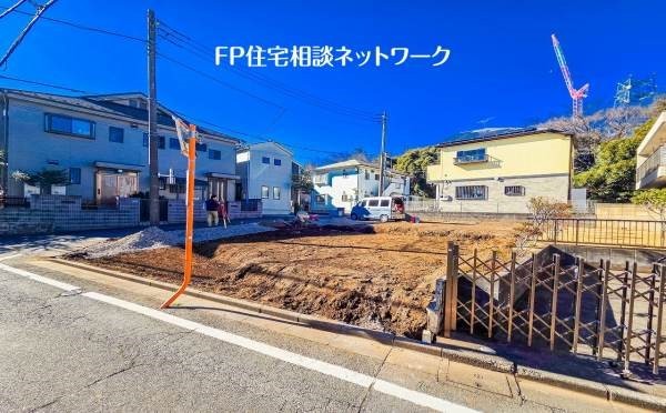外観:現地外観写真（建築中）