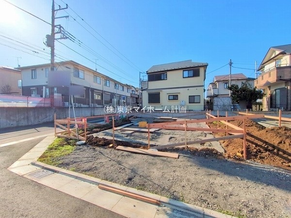 外観:現地外観写真（建築中）