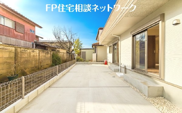 外観:カースペース