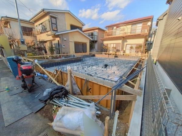 外観:現地外観写真（建築中）