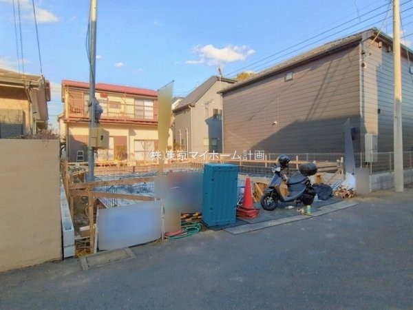 外観:現地外観写真（建築中）