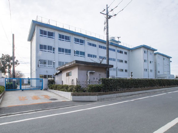 周辺環境:小平市立小平第六中学校