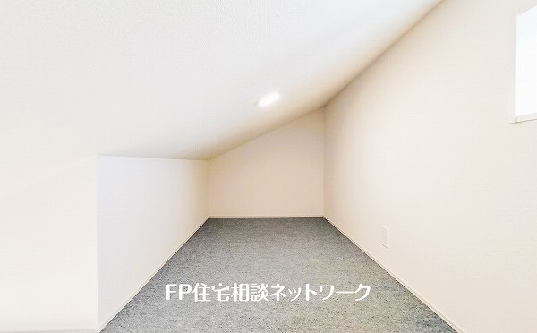 小屋裏収納