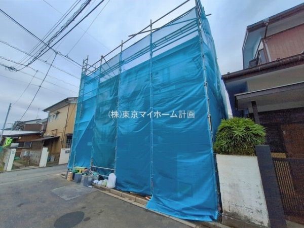 外観:現地外観写真（建築中）