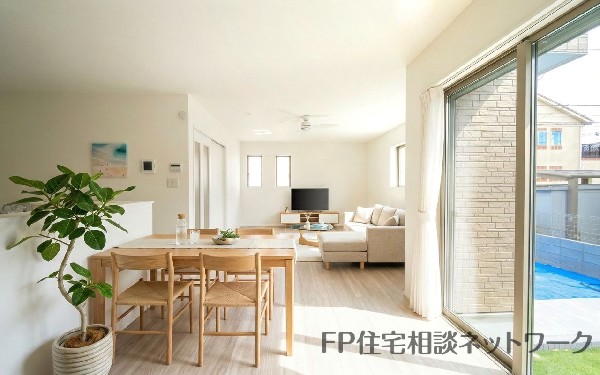 リビング（CGイメージ）