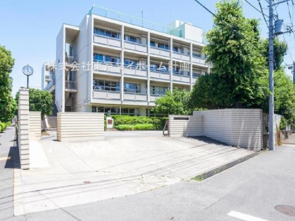 周辺環境:府中市立府中第九中学校