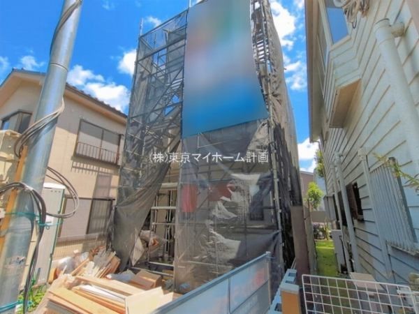 外観:現地外観写真（建築中）