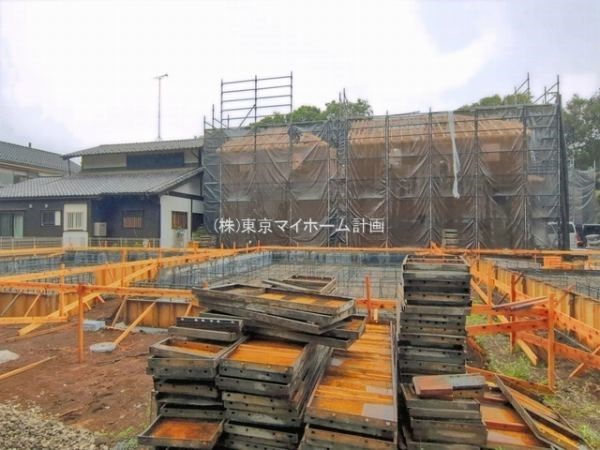 外観:現地外観写真（建築中）