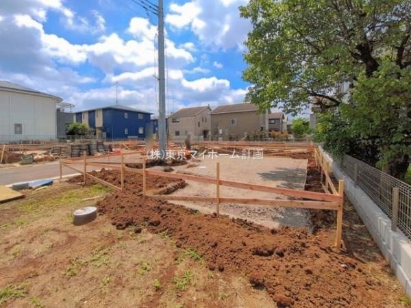 外観:現地外観写真（建築中）