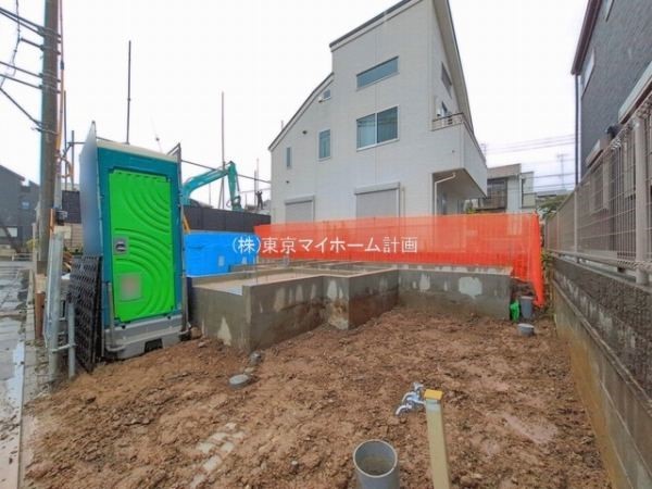 外観:現地外観写真（建築中）