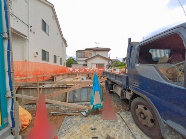 外観:現地外観写真（建築中）