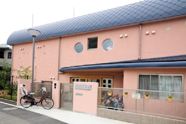 周辺環境:バオバブちいさな家保育園(就学前までを対象にした保育園です。)