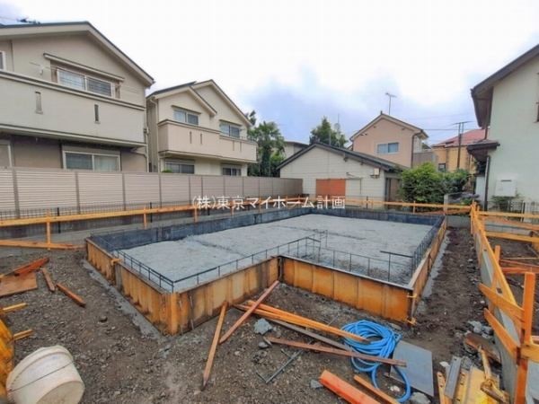 外観:現地外観写真（建築中）
