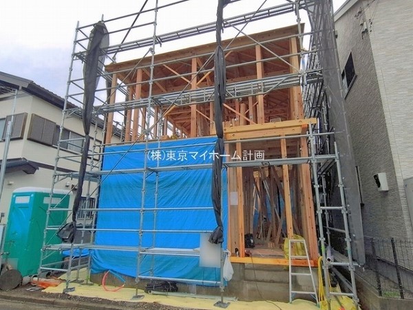 外観:現地外観写真（建築中）