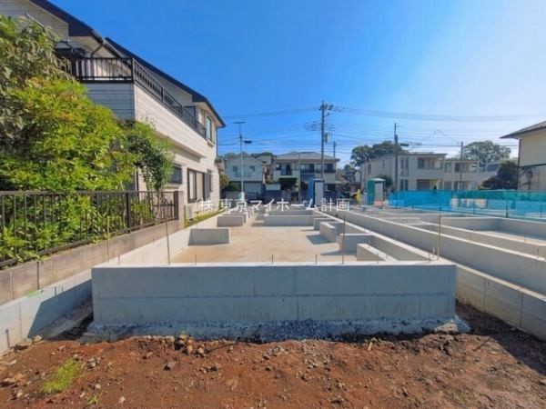 外観:現地外観写真（建築中）
