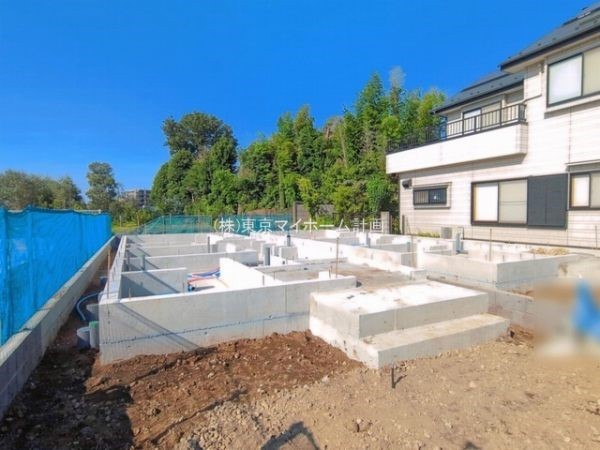 外観:現地外観写真（建築中）