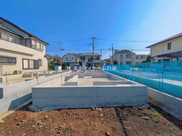 外観:現地外観写真（建築中）