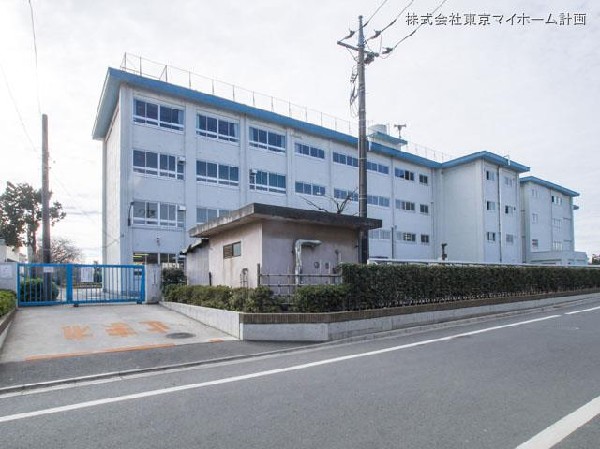 周辺環境:小平市立小平第六中学校