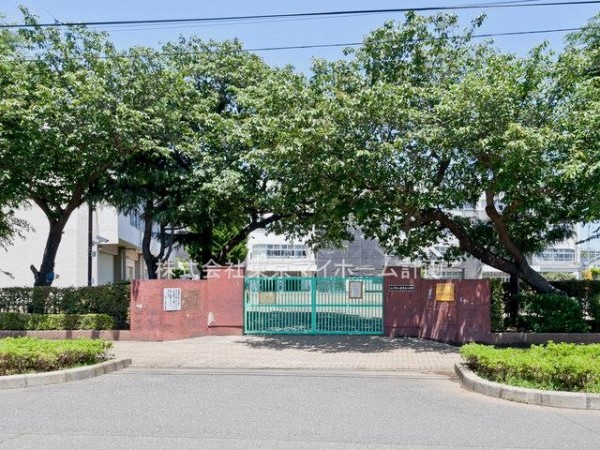 周辺環境:立川市立若葉台小学校