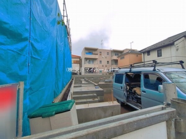 外観:現地外観写真（建築中）