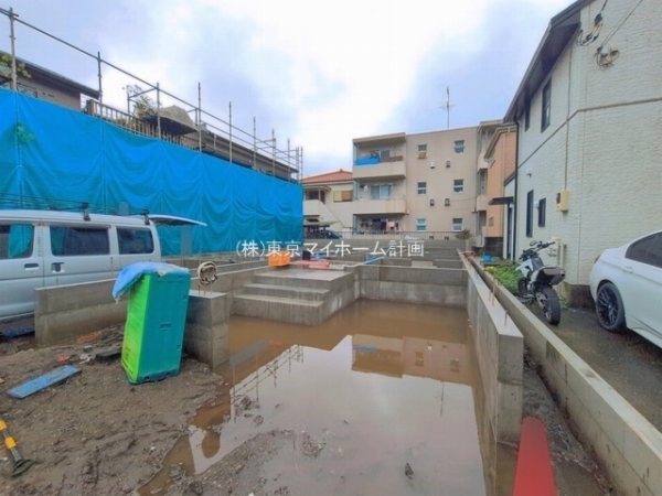 外観:現地外観写真（建築中）
