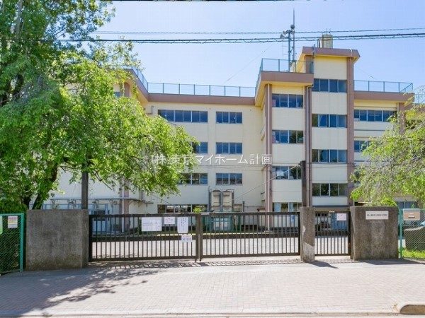 周辺環境:東大和市立第四中学校