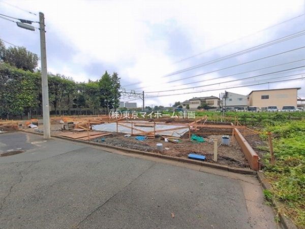 外観:現地外観写真（建築中）