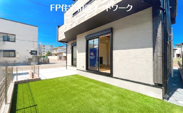 外観:庭