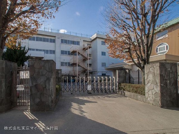 周辺環境:国分寺市立第三小学校