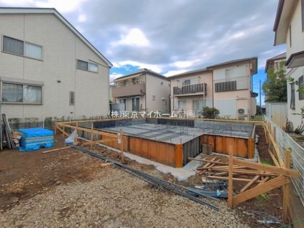 外観:現地外観写真（建築中）