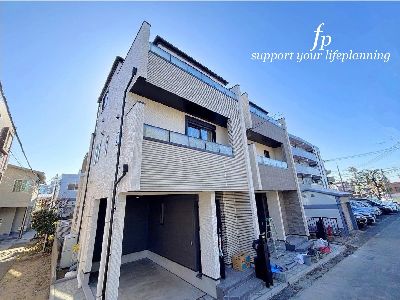 川崎市中原区小杉陣屋町1丁目　新築一戸建　8190万円　2号棟